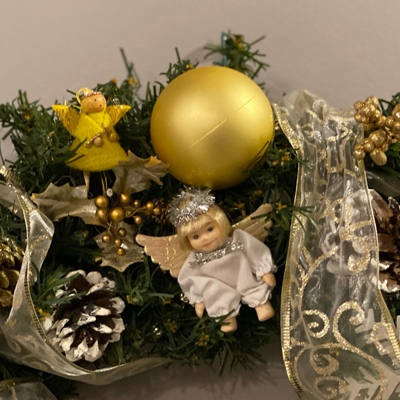 Vintage angel ornament wreath - Picture 9 of 14